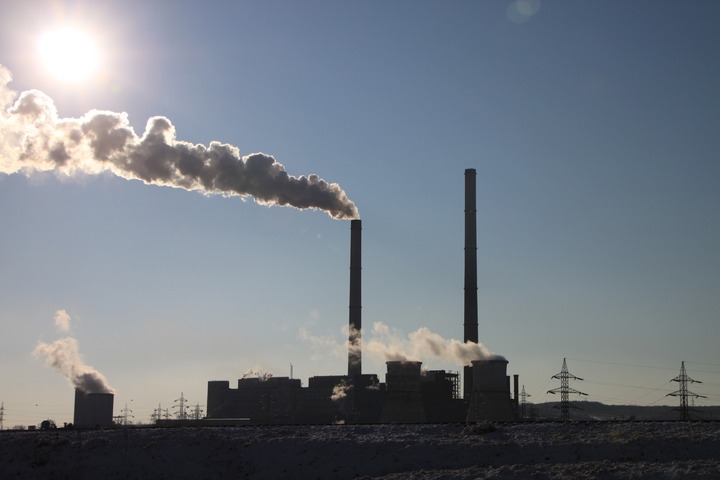 Empreinte carbone 
cheminée d'usine